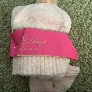 NWt Lilly Pulitzer Knit Scarf and Pom-Pom Beanie Set Lilly Pulitzer | Accessories | Lilly Pulitzer Pink Scarf And  main image 4